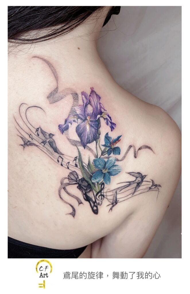 花朵刺青就像是人生旅程中的一個印記